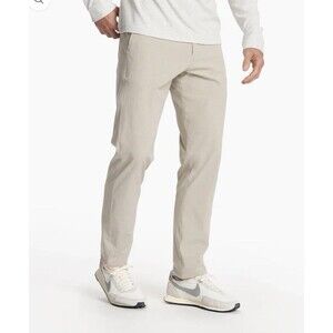 Vuori Aim Pant Men's Size 33 Gray Athletic Slim Tapered Stretch Casual Preppy